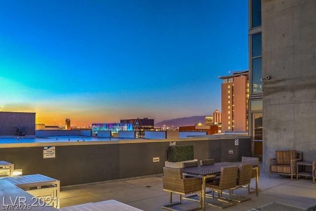 353 East Bonneville Avenue 1002, Las Vegas, NV 89101