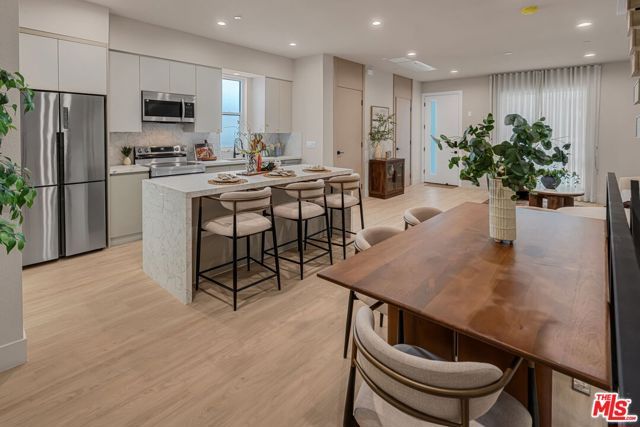 127 Plymouth Street, Inglewood, CA 90302