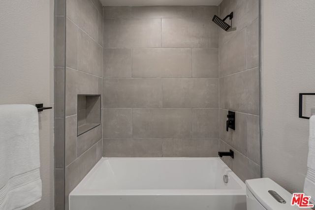 127 Plymouth Street, Inglewood, CA 90302