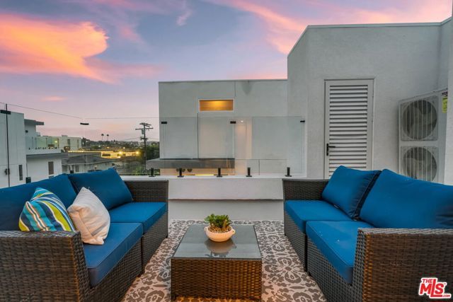 127 Plymouth Street, Inglewood, CA 90302