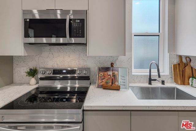 127 Plymouth Street, Inglewood, CA 90302