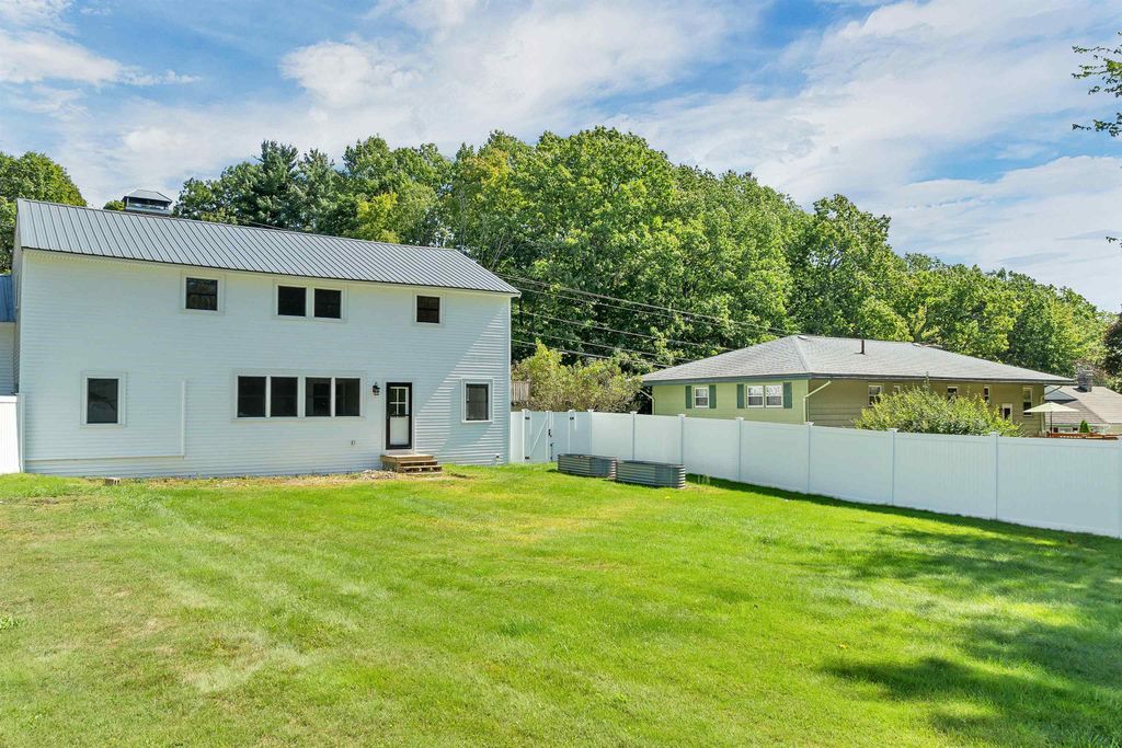 76 Ridgewood Avenue, Gilford, NH 03249