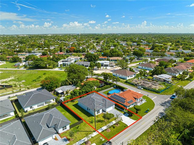 21326 Old Cutler Rd, Cutler Bay, FL 33189