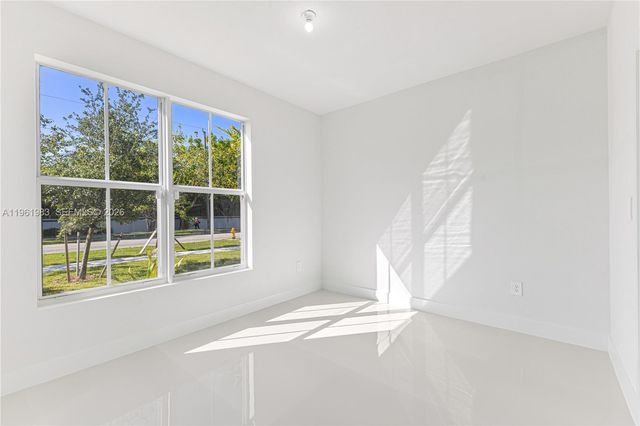 21326 Old Cutler Rd, Cutler Bay, FL 33189