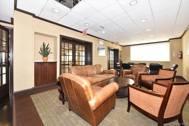 18-15 215th Street 4L, Bayside, NY 11360