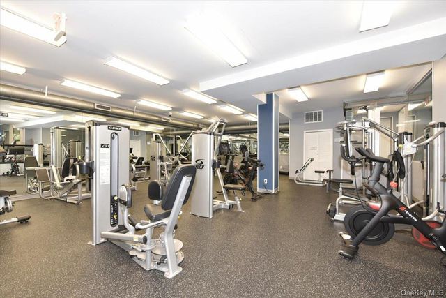 18-15 215th Street 4L, Bayside, NY 11360