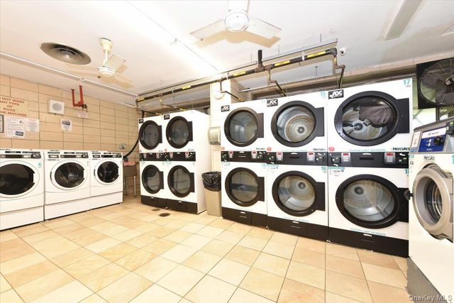 18-15 215th Street 4L, Bayside, NY 11360