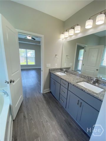 170 Whitaker Way N, Richmond Hill, GA 31324