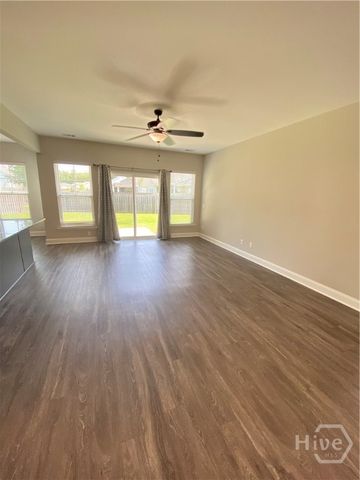 170 Whitaker Way N, Richmond Hill, GA 31324