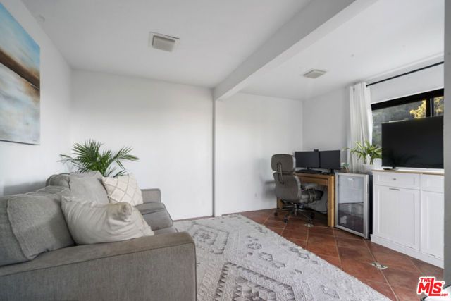 19901 Grand View Drive, Topanga (los Angeles), CA 90290