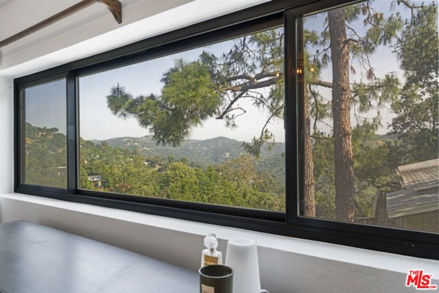 19901 Grand View Drive, Topanga (los Angeles), CA 90290