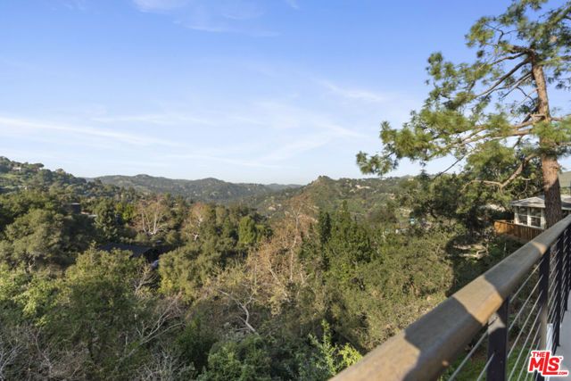 19901 Grand View Drive, Topanga (los Angeles), CA 90290