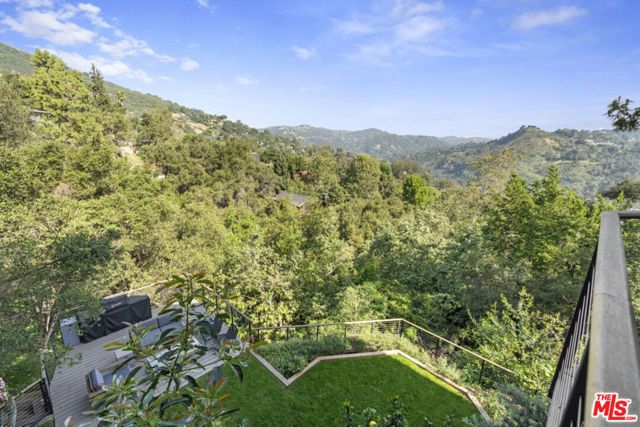 19901 Grand View Drive, Topanga (los Angeles), CA 90290