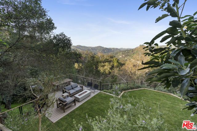 19901 Grand View Drive, Topanga (los Angeles), CA 90290