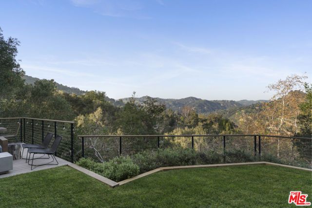 19901 Grand View Drive, Topanga (los Angeles), CA 90290
