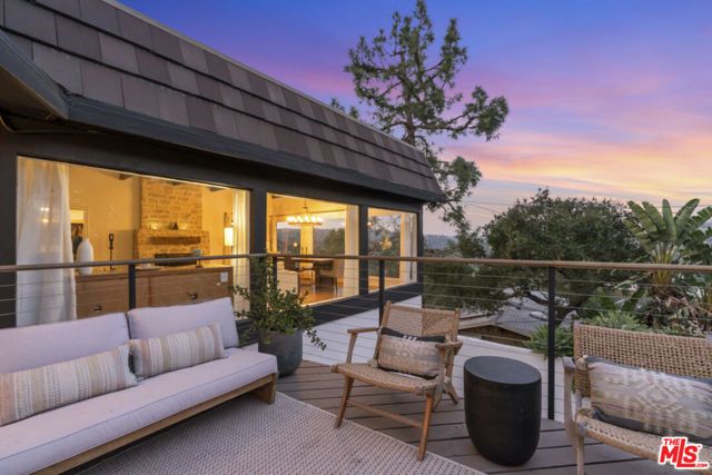 19901 Grand View Drive, Topanga (los Angeles), CA 90290