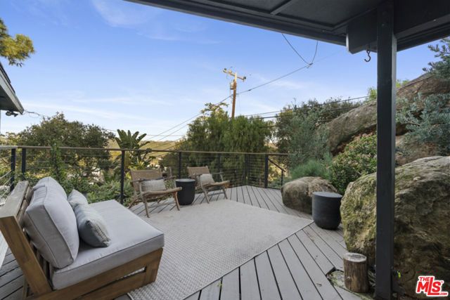 19901 Grand View Drive, Topanga (los Angeles), CA 90290