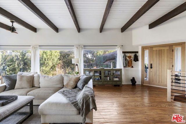 19901 Grand View Drive, Topanga (los Angeles), CA 90290