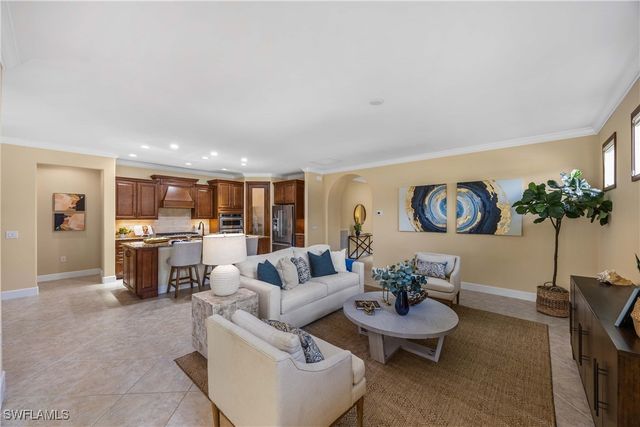 7211 Live Oak DR, Naples, FL 34114