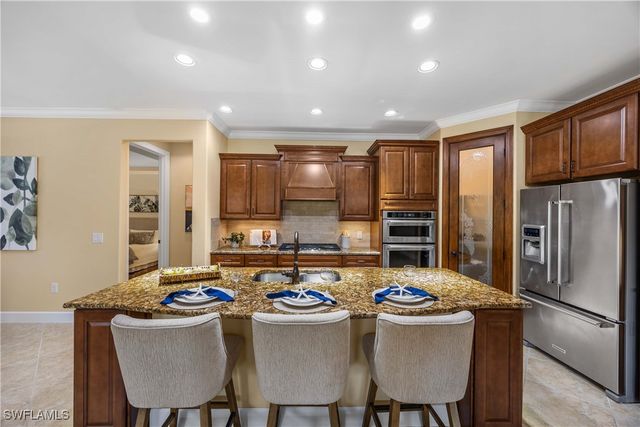 7211 Live Oak DR, Naples, FL 34114