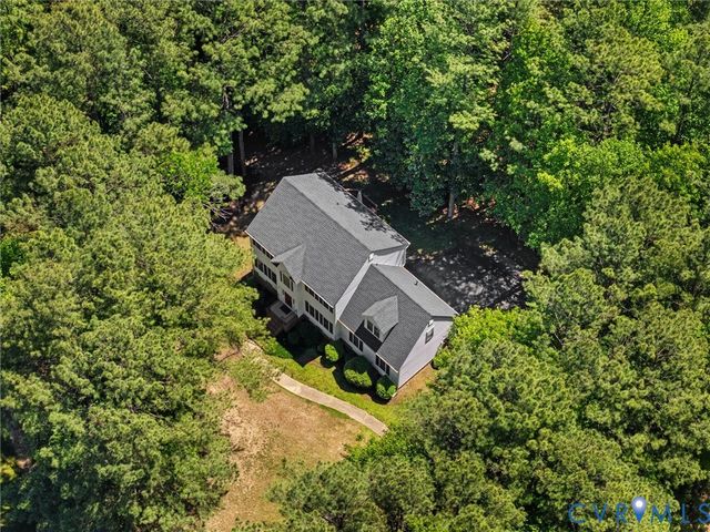 8607 Brechin Ln, Chesterfield, VA 23838
