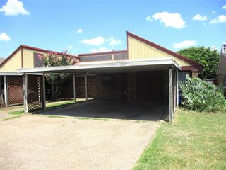 203 Yorkshire Court, Euless, TX 76040