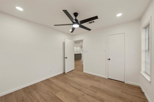 311 Arthur Street, Mcgregor, TX 76657
