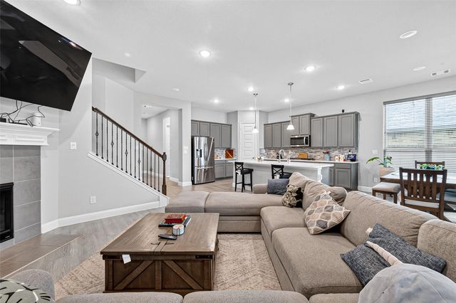 6506 Tiburon Lakes Drive, Katy, TX 77493