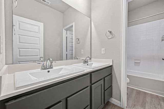 6506 Tiburon Lakes Drive, Katy, TX 77493