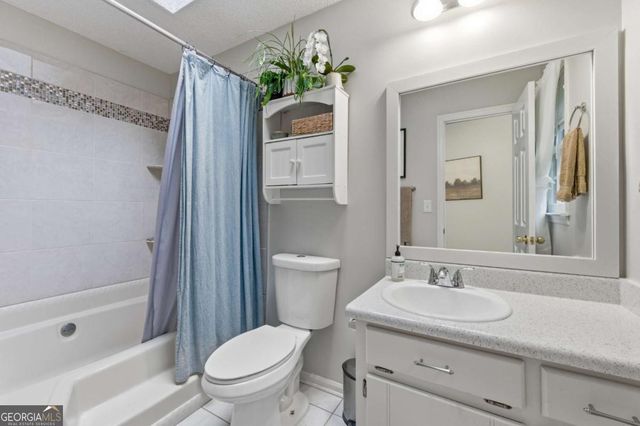 4230 Hickory Point Drive, Canton, GA 30115