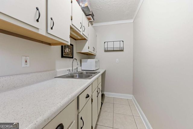 4230 Hickory Point Drive, Canton, GA 30115