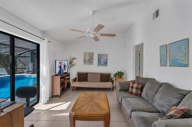 2416 MORGAN POINT BOULEVARD, Kissimmee, FL 34743