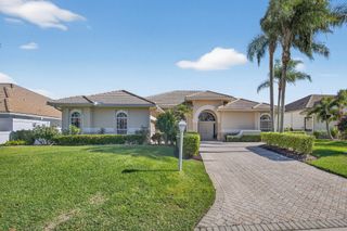 65 Cayman Place, Palm Beach Gardens, FL 33418