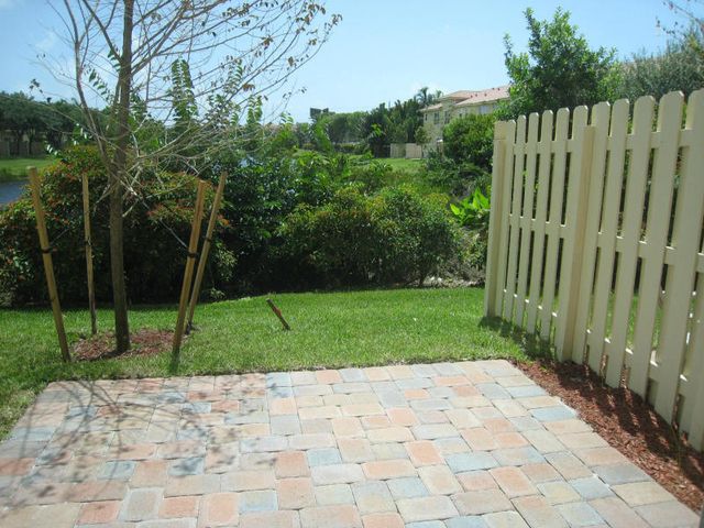 138 Monterey Bay Drive, Boynton Beach, FL 33426