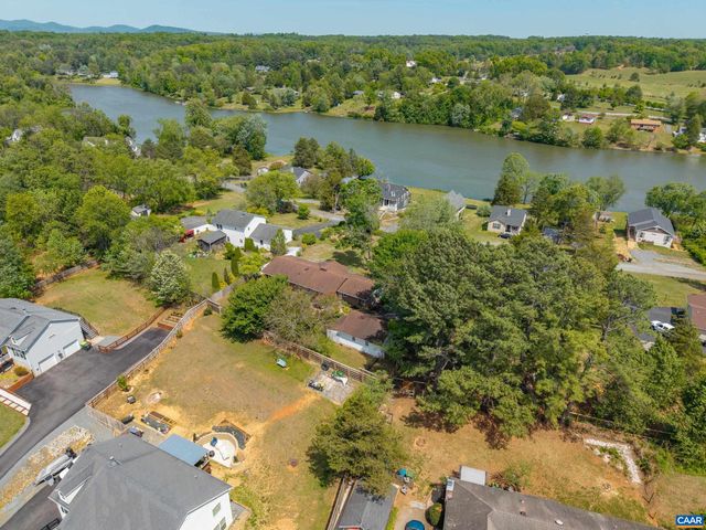 752 WESTWOOD RD, Stanardsville, VA 22973