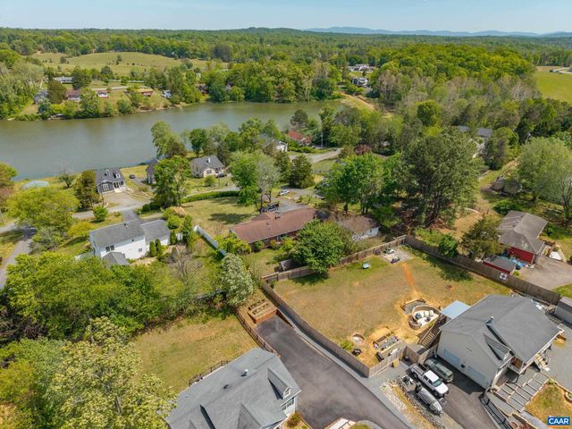 752 WESTWOOD RD, Stanardsville, VA 22973