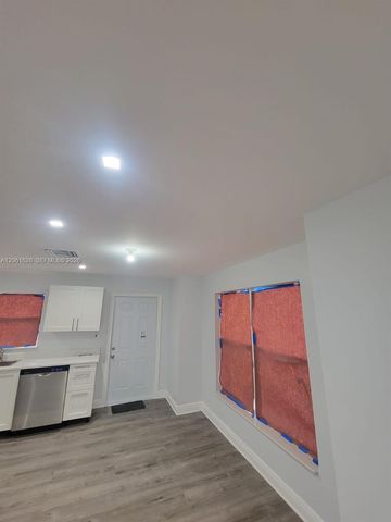 1809 NW 8th Place 1809, Fort Lauderdale, FL 33311