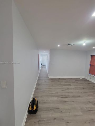 1809 NW 8th Place 1809, Fort Lauderdale, FL 33311