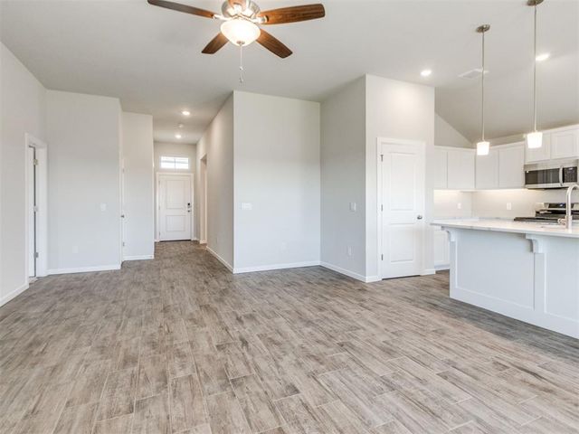 4004 Caraway Lane, Norman, OK 73026
