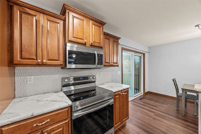 3355 Lennon Lane, Marion, IA 52302