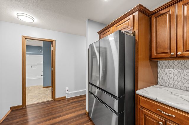 3355 Lennon Lane, Marion, IA 52302