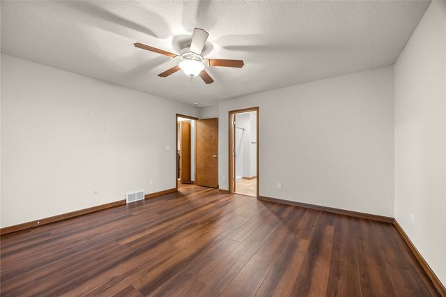 3355 Lennon Lane, Marion, IA 52302