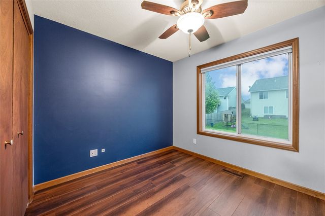 3355 Lennon Lane, Marion, IA 52302