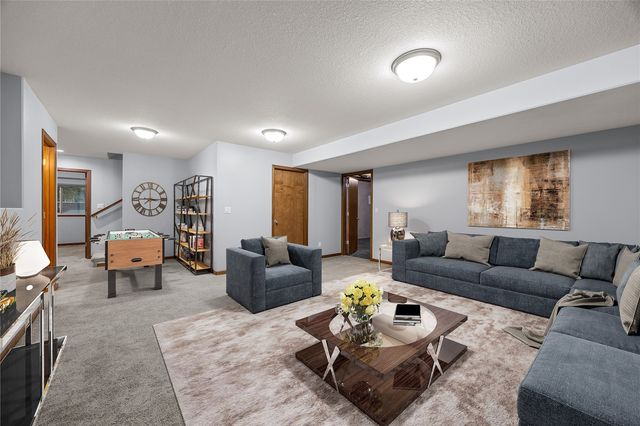 3355 Lennon Lane, Marion, IA 52302