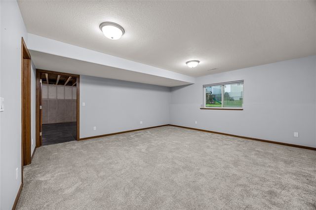 3355 Lennon Lane, Marion, IA 52302