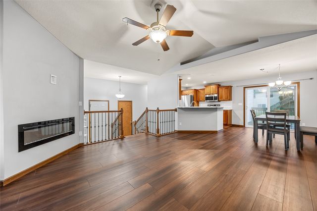 3355 Lennon Lane, Marion, IA 52302