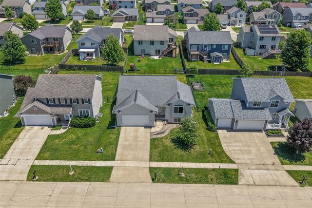 3355 Lennon Lane, Marion, IA 52302