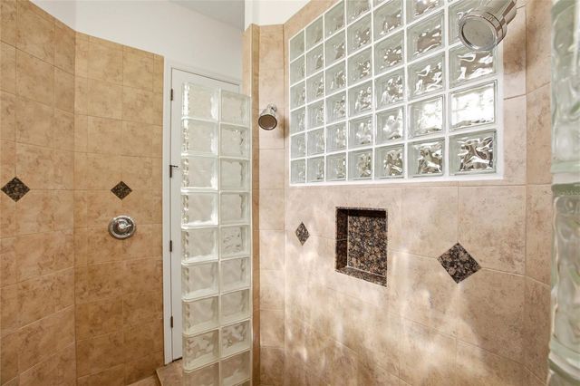 8417 LONE EAGLE WAY, Sarasota, FL 34241