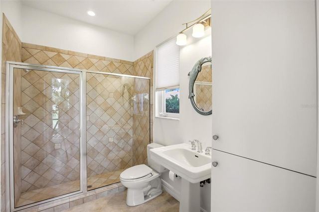 8417 LONE EAGLE WAY, Sarasota, FL 34241