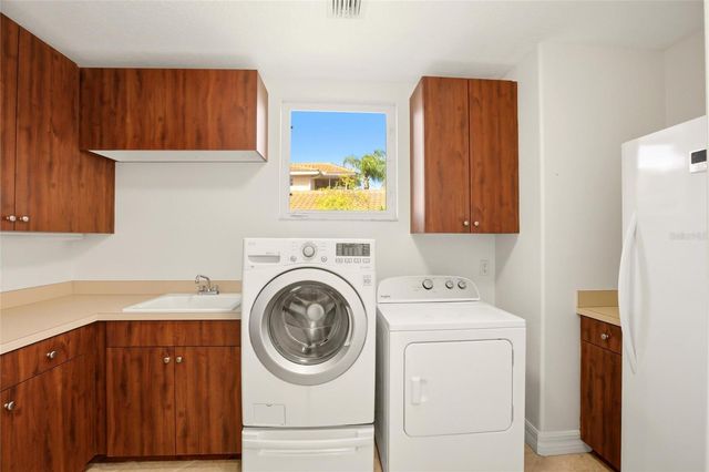 8417 LONE EAGLE WAY, Sarasota, FL 34241